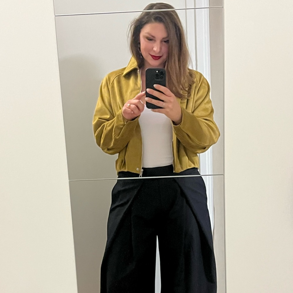 Meet your Posher, Nina